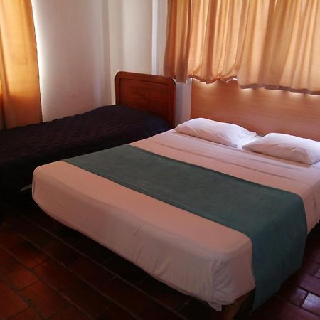 Hotel Del Oeste Cali Zewnętrze zdjęcie