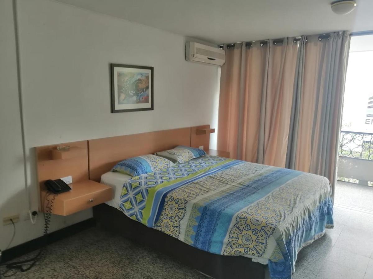 Hotel Del Oeste Cali Zewnętrze zdjęcie