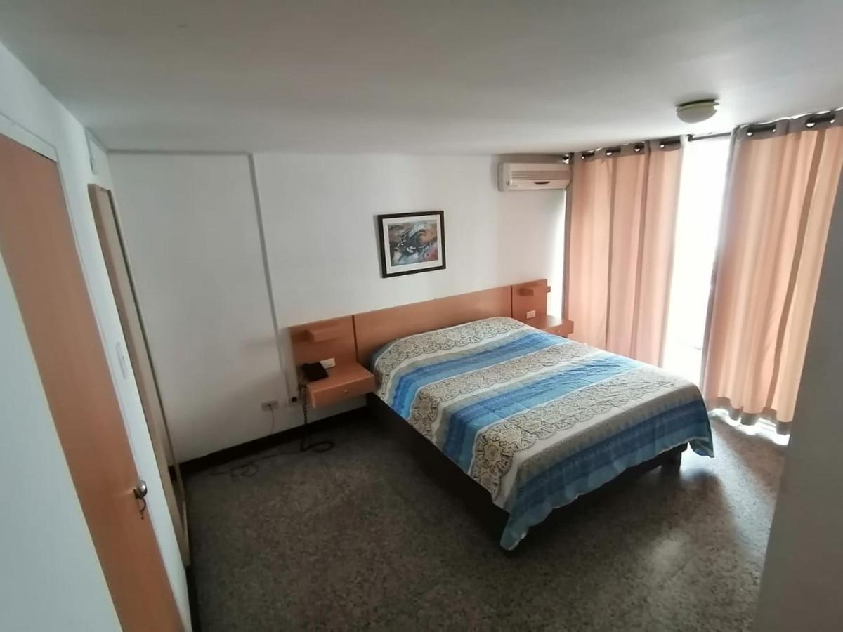 Hotel Del Oeste Cali Zewnętrze zdjęcie